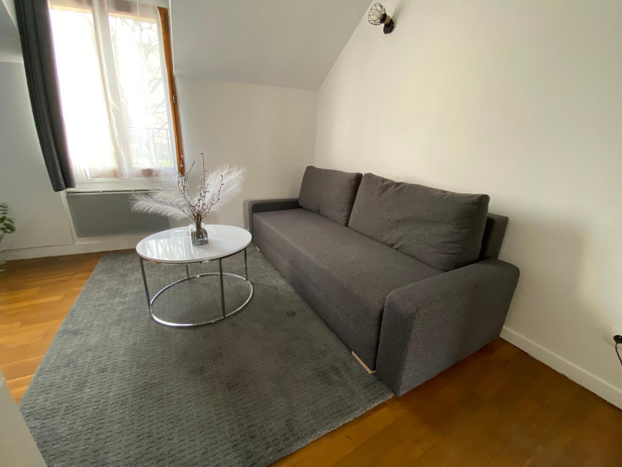 Duplex Minimaliste - 30 Min De Paris Leilighet Saint-Ouen-l'Aumone Eksteriør bilde