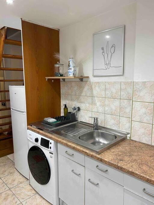 Duplex Minimaliste - 30 Min De Paris Leilighet Saint-Ouen-l'Aumone Eksteriør bilde